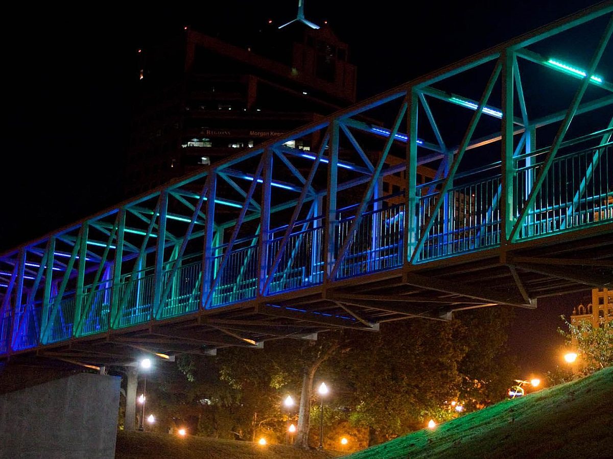 Perkins everitt urban art bridge 2