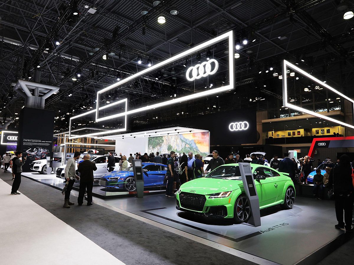 Coronet NY Auto Show 02 resized for website