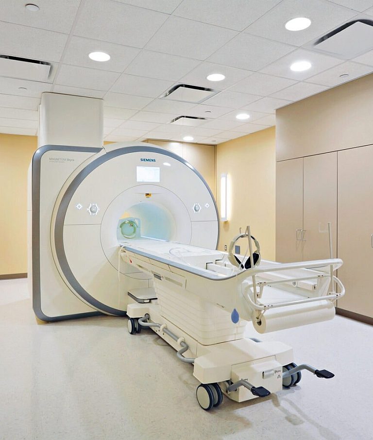 Stony Brook University Hospital MRI 128 med 1536x1024